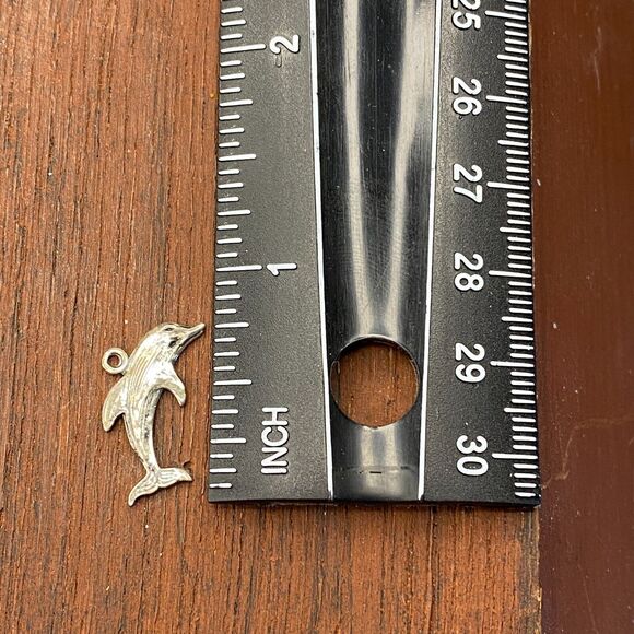 Vintage 925 Sterling Silver Dolphin Ocean Beach Pendant Bracelet Charm - Picture 3 of 3